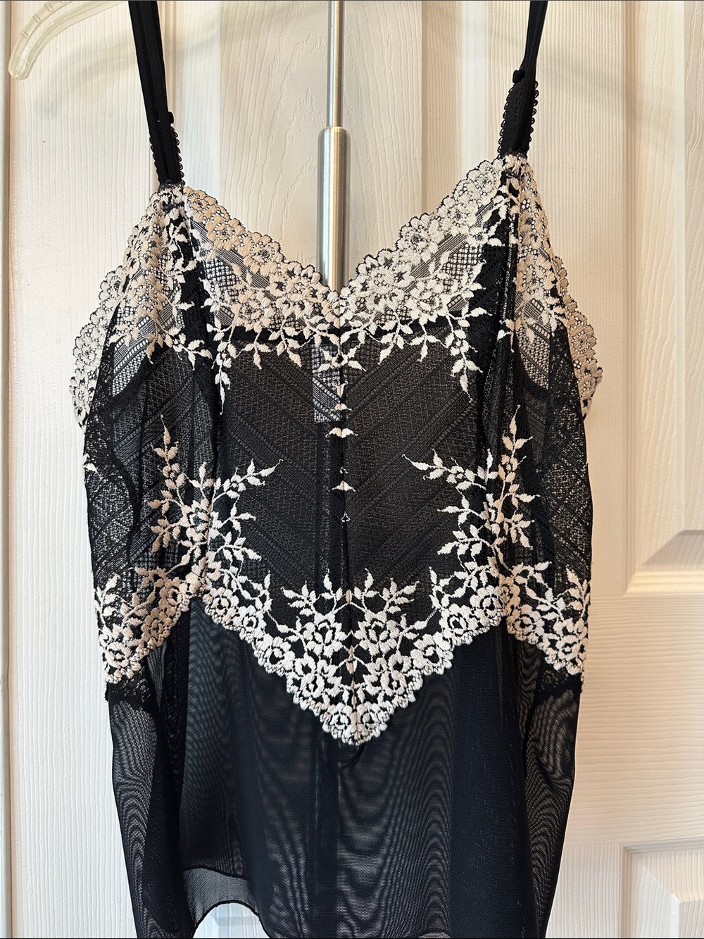 Wacoal Black and Ivory Lace Chemise like new